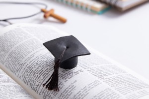 How to choose a good seminary?